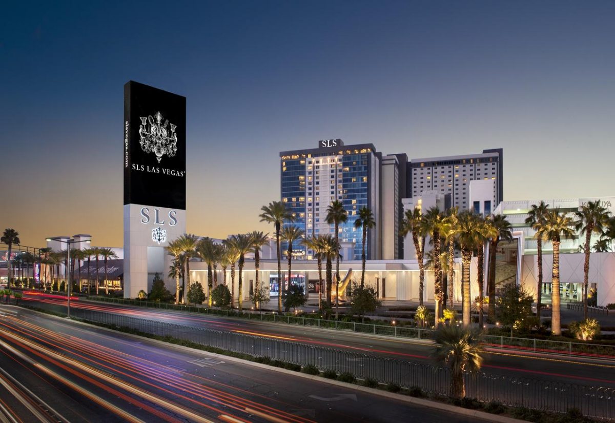 SLS Las Vegas Hotel and Casino ได้รับการปรับปรุงใหม่เป็น Sahara Las Vegas